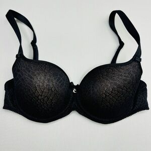 NWT Chantelle Black Underwire Full Coverage Bra, Size 44D